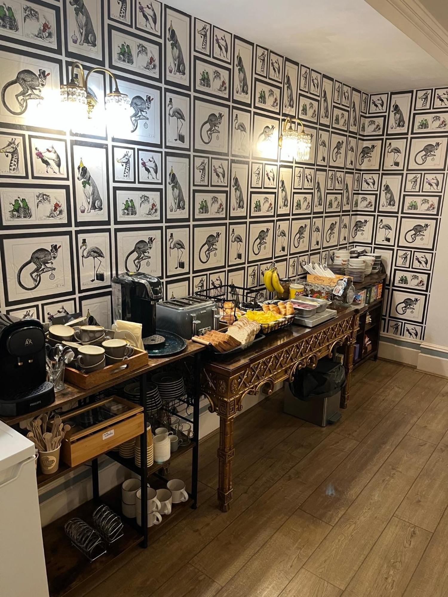 The Cherry Tree Guest House Eastbourne Ngoại thất bức ảnh