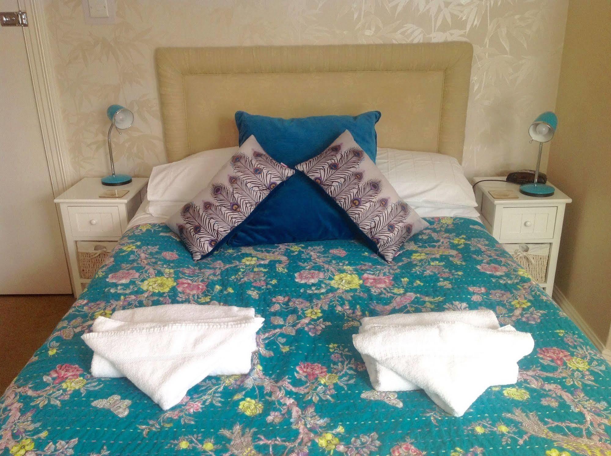 The Cherry Tree Guest House Eastbourne Ngoại thất bức ảnh