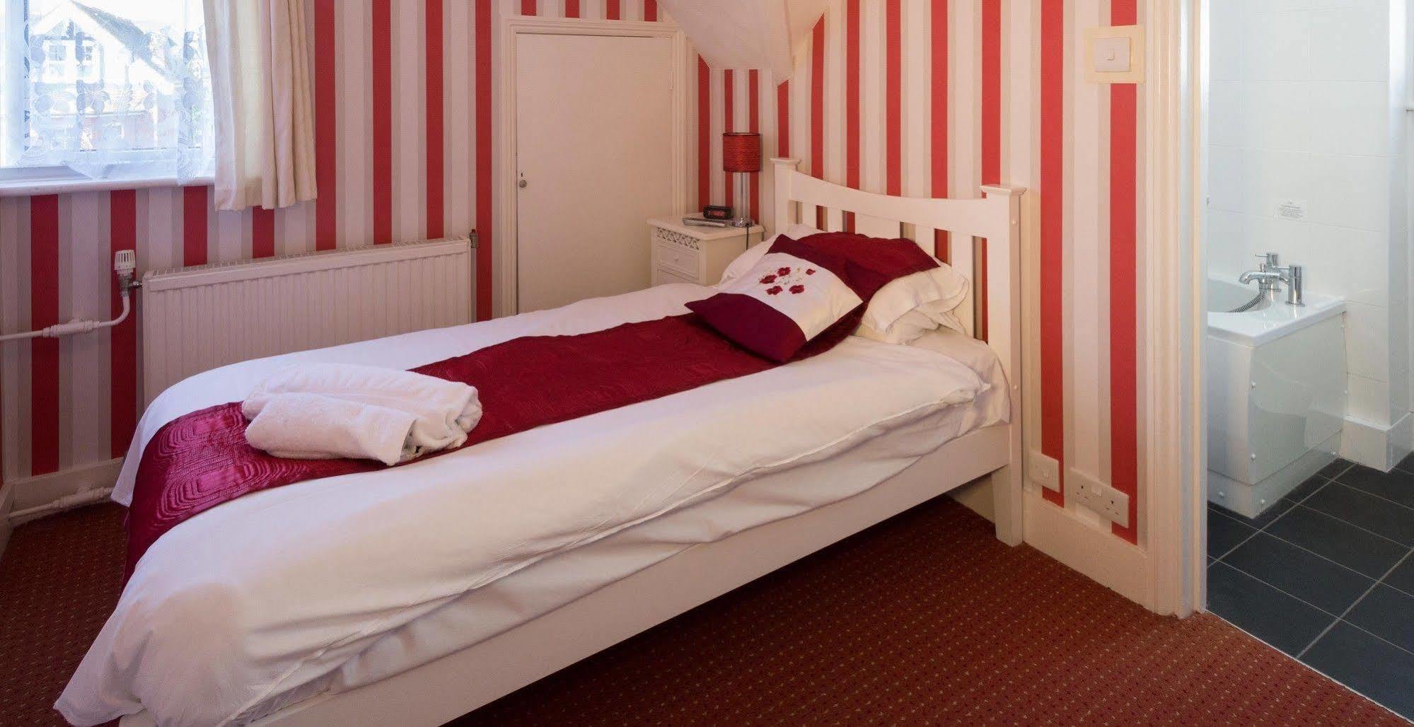 The Cherry Tree Guest House Eastbourne Ngoại thất bức ảnh