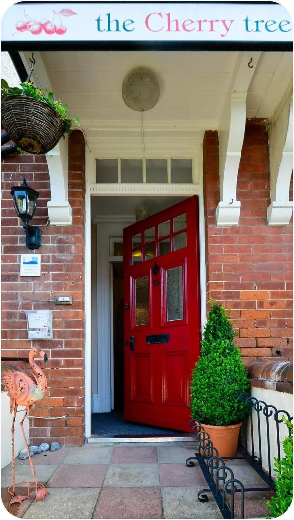 The Cherry Tree Guest House Eastbourne Ngoại thất bức ảnh